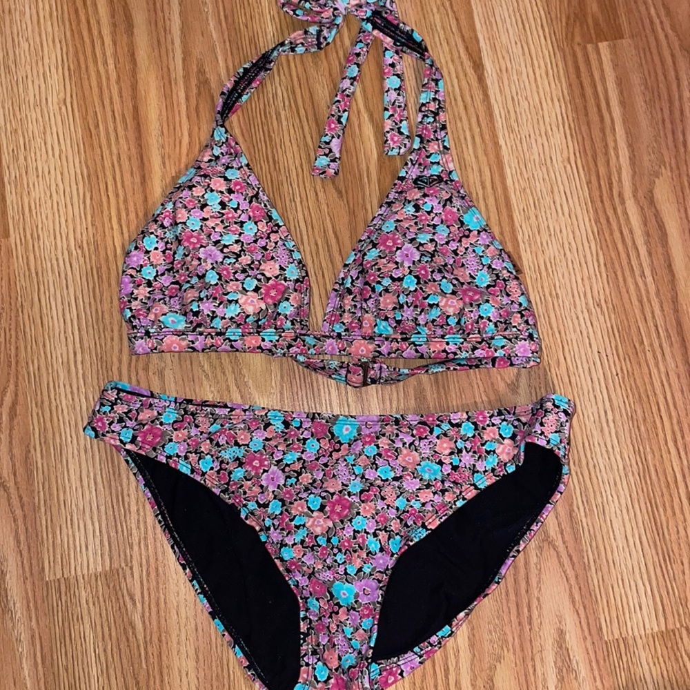 Roxy floral bikini